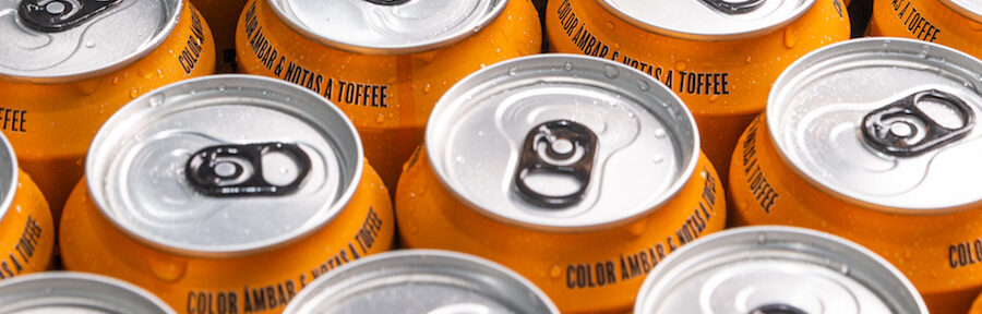 Cerveza en lata vs. Botella: ¿Cuál es la elección perfecta para ti?